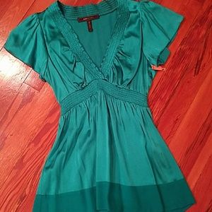 Gorgeous silk BCBGMaxAzria top